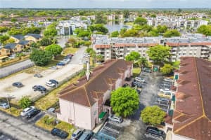 12005 SW 14th St 403 d, Miami, FL 33184, Sold 06/29/22