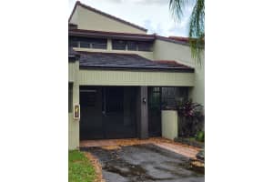 3825 Estepona Ave, Doral, FL 33178, Sold 05/31/22