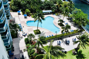 19390 Collins Ave APT 915, Sunny Isles Beach, FL 33160, Sold 05/31/22