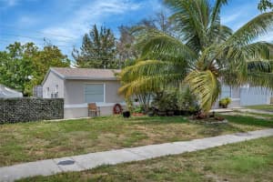 1929 SW 50th Ave, Fort Lauderdale, FL 33317, Sold 07/08/22