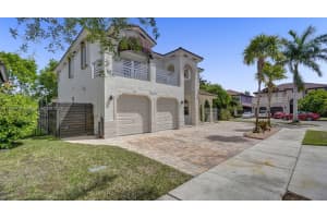 16411 SW 60th Terrace, Miami, FL 33193, Sold 06/17/22