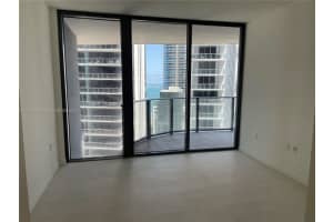 1000 Brickell Plaza #2703, Miami, FL 33131, Sold 06/10/22