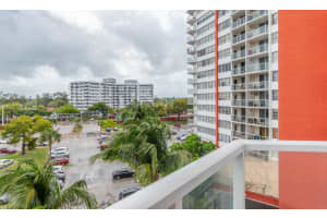 1301 NE Miami Gardens Dr #515w, Miami, FL 33179, Sold 06/07/22
