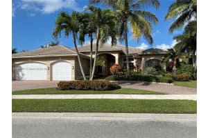 15311 SW 38th St, Davie, FL 33331, Sold 06/20/22
