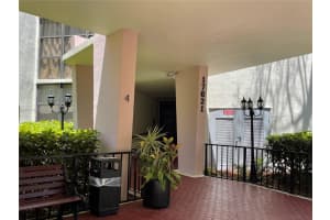 17021 N Bay Rd APT 529, Sunny Isles Beach, FL 33160, Sold 06/06/22