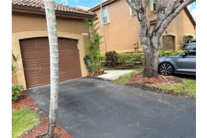 1377 Veracruz Ln # 6-10, Weston, FL 33327, Sold 05/31/22