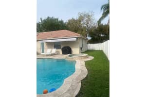 674 Lake Blvd, Weston, FL 33326, Sold 06/30/22