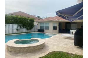 674 Lake Blvd, Weston, FL 33326, Sold 06/30/22