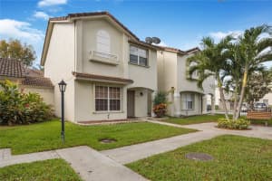 605 NW 108th Terrace, Pembroke Pines, FL 33026, Sold 06/06/22