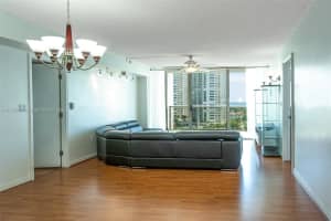 3731 N Country Club Dr APT 1422, Aventura, FL 33180, Sold 07/20/22