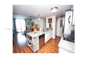 185 SW 7th St APT 2009, Miami, FL 33130, Sold 05/27/22