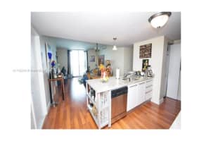 185 SW 7th St APT 2009, Miami, FL 33130, Sold 05/27/22