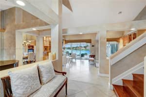 1137 Laguna Springs Dr, Weston, FL 33326, Sold 06/30/22