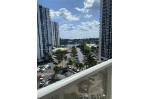 3731 N Country Club Dr APT 1022, Aventura, FL 33180, Sold 08/10/22