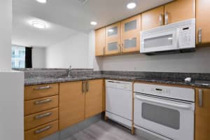 2101 Brickell Ave APT 1208, Miami, FL 33129, Sold 05/31/22