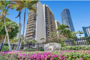 1450 Brickell Bay Dr APT 808, Miami, FL 33131, Sold 05/24/22