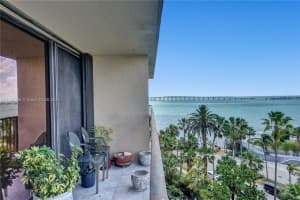 1450 Brickell Bay Dr APT 808, Miami, FL 33131, Sold 05/24/22