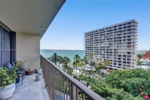 1450 Brickell Bay Dr APT 808, Miami, FL 33131, Sold 05/24/22