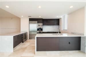 900 Biscayne Bay, 900 Biscayne Blvd APT 6009, Miami, FL 33132, Sold 08/02/22