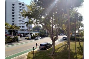1001 91st St APT 201, Bay Harbor Islands, FL 33154, Sold 06/08/22