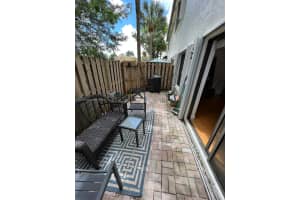 361 SW 95 Terrace #361, Pembroke Pines, FL 33025, Sold 05/26/22