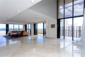 520 Brickell Key Dr, Miami, FL 33131, Sold 09/14/22