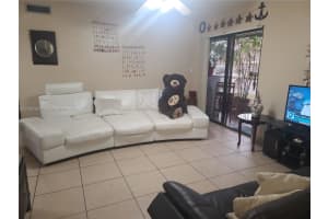 9721 Hammocks Blvd APT 108, Miami, FL 33196, Sold 06/13/22