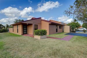 9321 SW 7th Ln, Miami, FL 33174, Sold 06/03/22