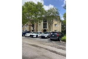 2516 Centergate Dr APT 307, Miramar, FL 33025, Sold 05/25/22