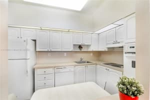 19390 Collins Ave APT 224, Sunny Isles Beach, FL 33160, Sold 06/21/22