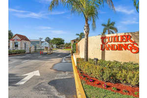 12023 SW 271st Terrace, Homestead, FL 33032, Sold 09/12/22