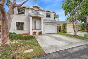11739 SW 99th Ln, Miami, FL 33186, Sold 06/06/22