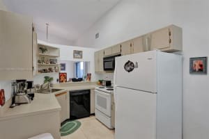 10101 SW 222nd St, Cutler Bay, FL 33190, Sold 06/07/22