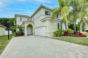 19435 SW 67th St, Fort Lauderdale, FL 33332, Sold 06/06/22