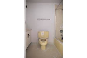 430 Golden Isles Dr APT 605, Hallandale Beach, FL 33009, Sold 06/22/22