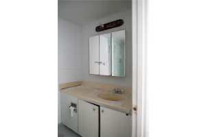 430 Golden Isles Dr APT 605, Hallandale Beach, FL 33009, Sold 06/22/22