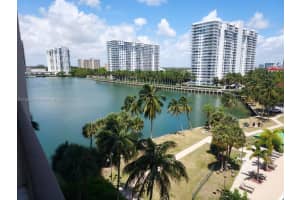 18151 NE 31st Ct APT 712, Aventura, FL 33160, Sold 06/07/22