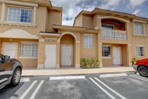 7231 NW 174th Terrace APT 203, Hialeah, FL 33015, Sold 06/03/22