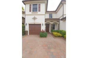 3382 W 90th Terrace #3382, Hialeah, FL 33018, Sold 09/12/22