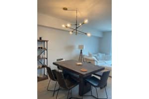 185 SW 7th St APT 2703, Miami, FL 33130, Sold 06/23/22