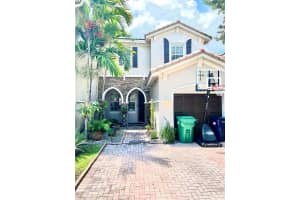 15370 SW 8th Ln, Miami, FL 33194, Sold 07/08/22