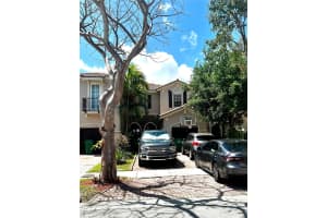 15370 SW 8th Ln, Miami, FL 33194, Sold 07/08/22