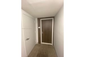 92 SW 3rd St APT 1501, Miami, FL 33130, Sold 10/14/22