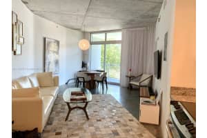 2001 Meridian Ave APT 330, Miami Beach, FL 33139, Sold 05/24/22