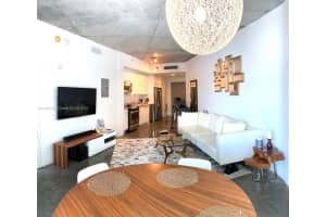 2001 Meridian Ave APT 330, Miami Beach, FL 33139, Sold 05/24/22