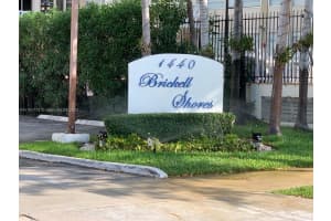 1440 Brickell Bay Dr APT 710, Miami, FL 33131, Sold 05/20/22