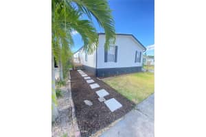 21740 NW 3rd St, Pembroke Pines, FL 33029, Sold 06/15/22