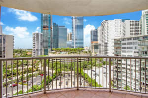 1420 Brickell Bay Dr #1206d, Miami, FL 33131, Sold 06/03/22