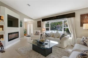 2749 Biarritz Dr, West Palm Beach, FL 33410, Sold 08/01/22