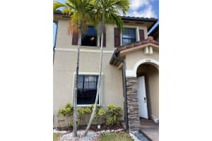 3502 W 88th St, Hialeah, FL 33018, Sold 06/20/22